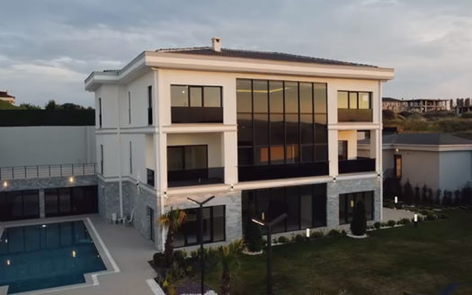 Buyukcekmece LUXURY VILLA 8+1