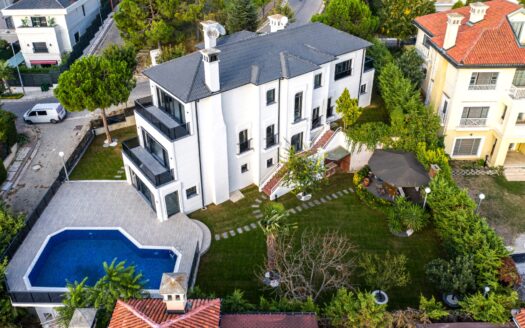 7+2 Luxury Villa For Sale in Bahcesehir Isparta Tower