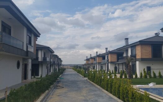Luxury 5+1 Villas for Sale in Silivri