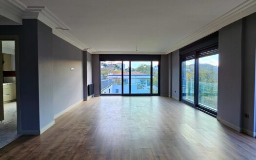 6+1 Luxury Villa For Sale in Sile