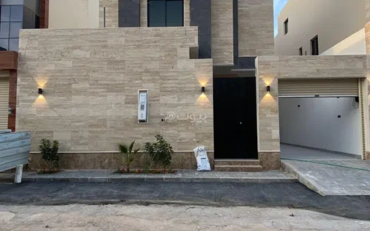 For Sale 8+5 Rooms Villa in Saudi Arabia Riyadh