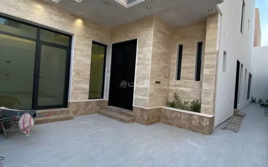For Sale 8+5 Rooms Villa in Saudi Arabia Riyadh