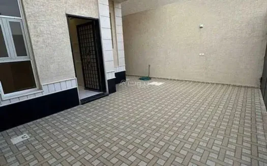 For Sale 5+5 Rooms Villa in Saudi Arabia Riyadh